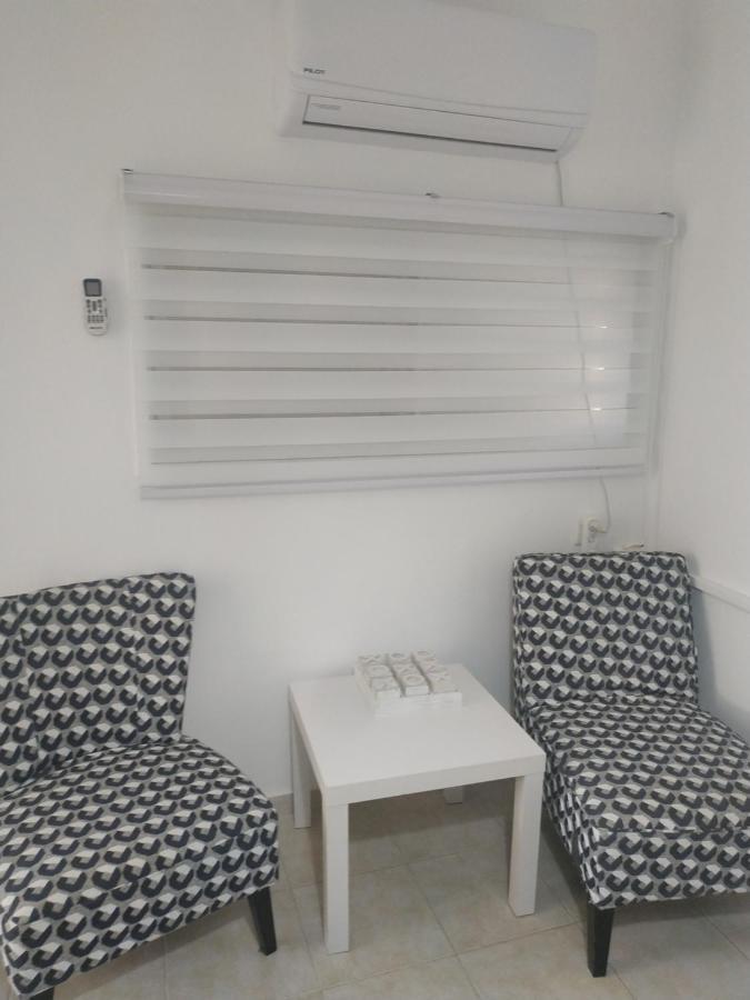 Akhva Accommodation Unit-אחווה יחידת אירוח Arad Bagian luar foto