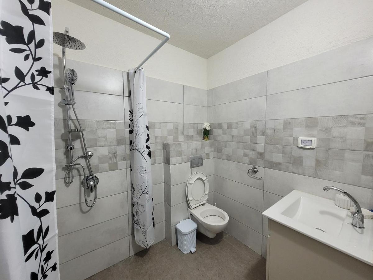 Akhva Accommodation Unit-אחווה יחידת אירוח Arad Bagian luar foto
